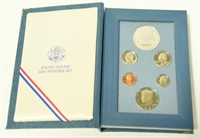 1987 US Mint prestige coin set in collector’s