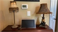 2 small table top lamps and digital picture frame