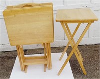 nw) 4 Wood (OAK?) TV Trays with Stand