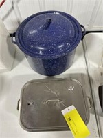 Enamelware Pot and Stainless Steel Roasting Pot