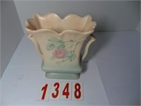 Hull USA 509 - 6.6 inch tall vase