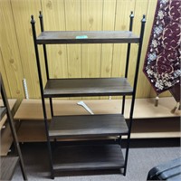 B318 Light weight metal shelf