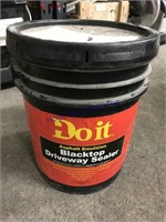 Blacktop driveway sealer 5 gallon bucket