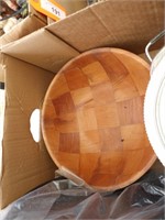 WOOD BOWL, VEGETABLE CUTTER