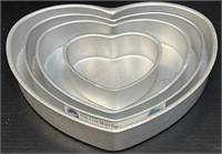 Wilton Aluminum Heart Shape Baking Pans