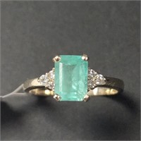 Certfied14K  Emerald(1.5ct) Diamond(0.16ct) Ring