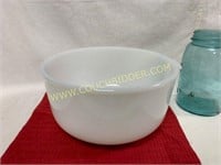 GlasBake milk glass mixing bowl