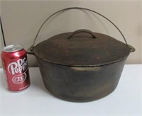 Dustch Oven Cast Iron 8