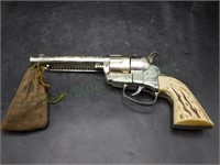 1950s Mattel Fanner 50 Shootin' Shell Cap Pistol
