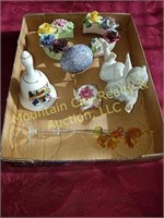 Box Lot of Misc. Decorative Pieces