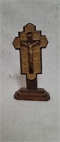 Vintage Oak Risen Christ Cross