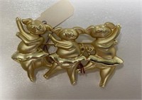 3 Pigs Gold Tone Pin