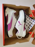 Womens Puma tennis shoes size 6