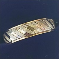 $1500  14K Yellow And White Gold 3.75G Ring