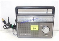 General Electric 2 Way Power AC-Battery Radio