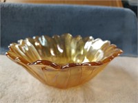 Vintage Carnival Glass Iridescent Marigold Flower