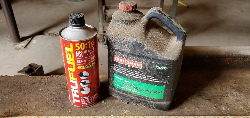 Craftsman Bar & Chain Lubricant (1/4 full) & True