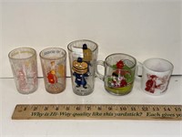 COLLECTOR GLASSES MILK GLASS WYATT EARP, MCDONALDS