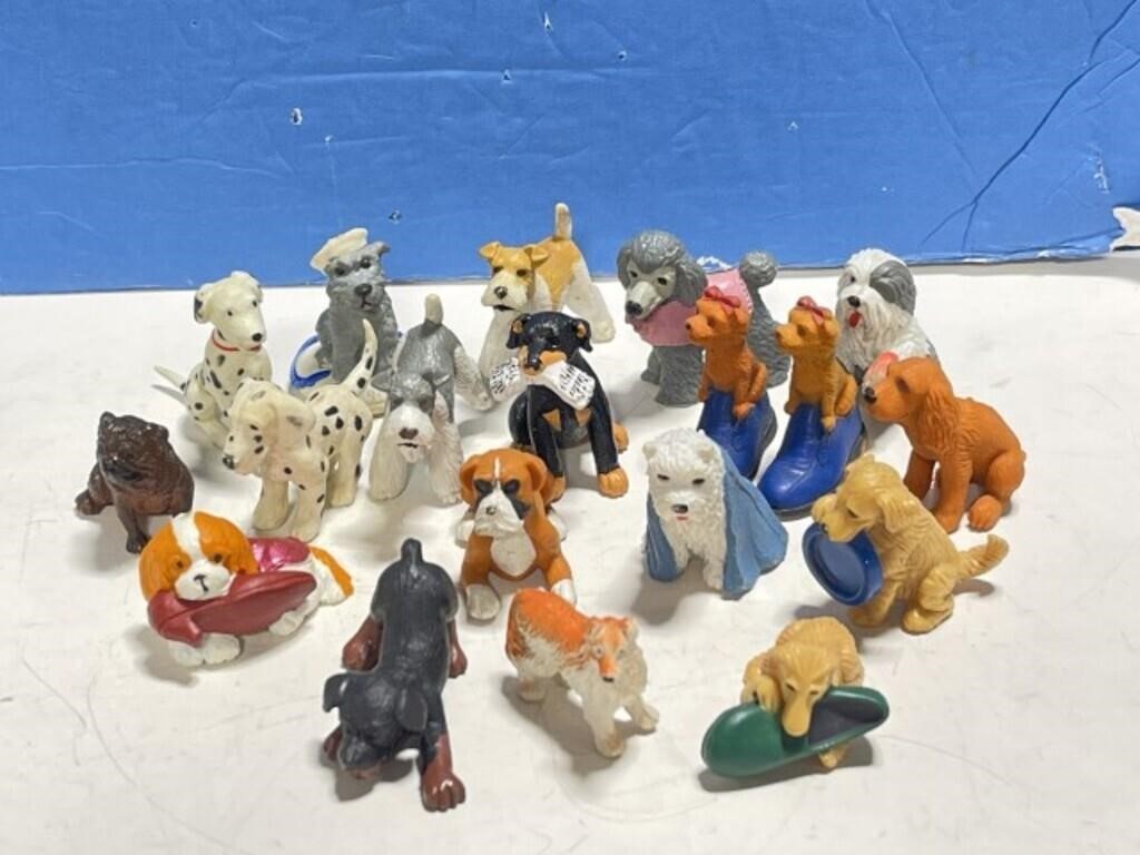 10x 1990s M.E.G. Dog Figures