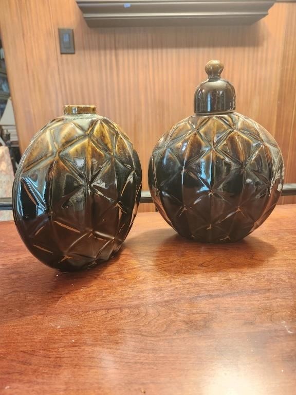 2 Geometric Design Decorative Decanters