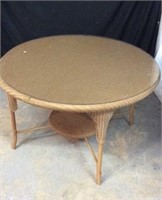 Large Round Wicker Table Y1C