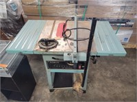 Delta - 10" Table Saw