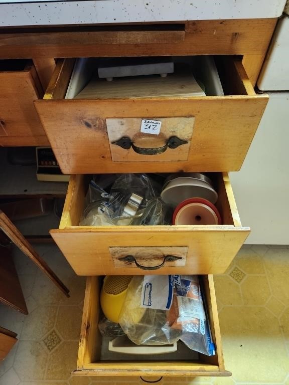 Contents of Drawers - Misc Items