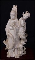 Finely Carved Chinese Kwan Yin Figure
