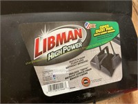 Libman high power open dustpan/lobby broom