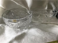 Lot of 2 Clear Glass Bowls w/ Design