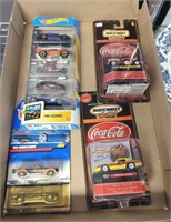 TRAY OF HOTWHEELS AND MATCHBOX