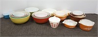 Over 20 pieces of Pyrex mixing bowls, red dot, etc