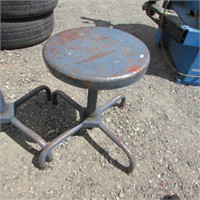 METAL SHOP STOOL