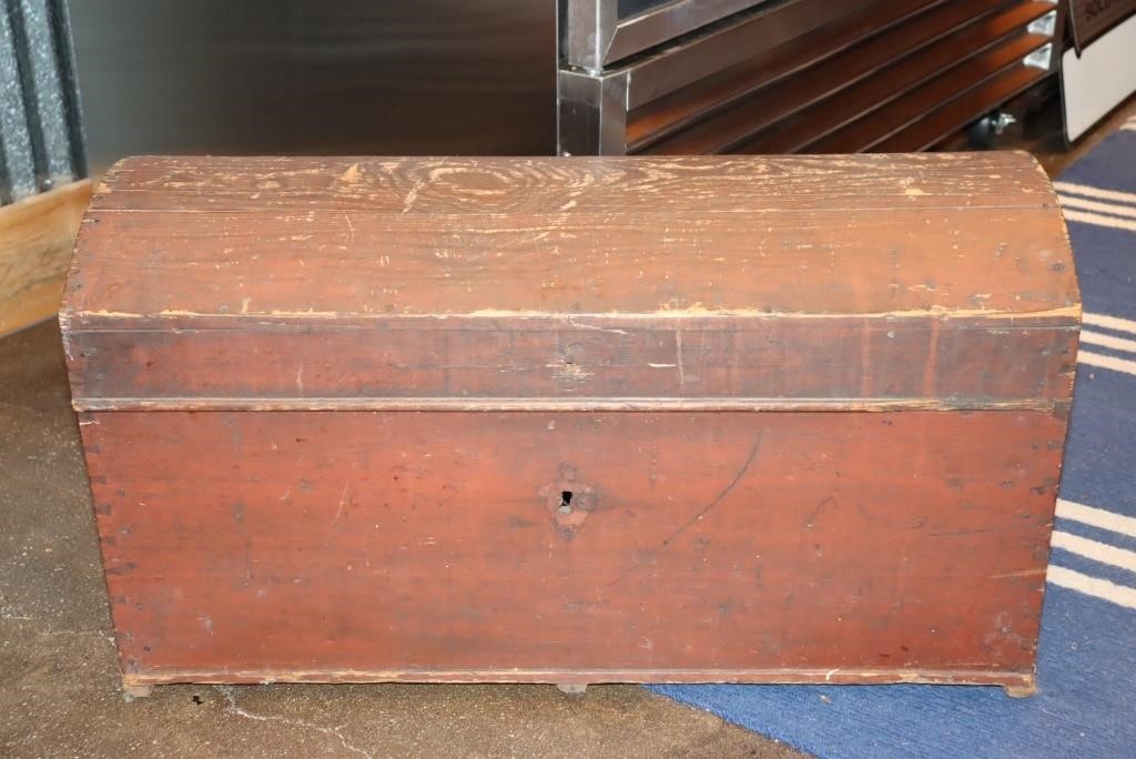 Dome top trunk with iron handles 32" X 14.5" X