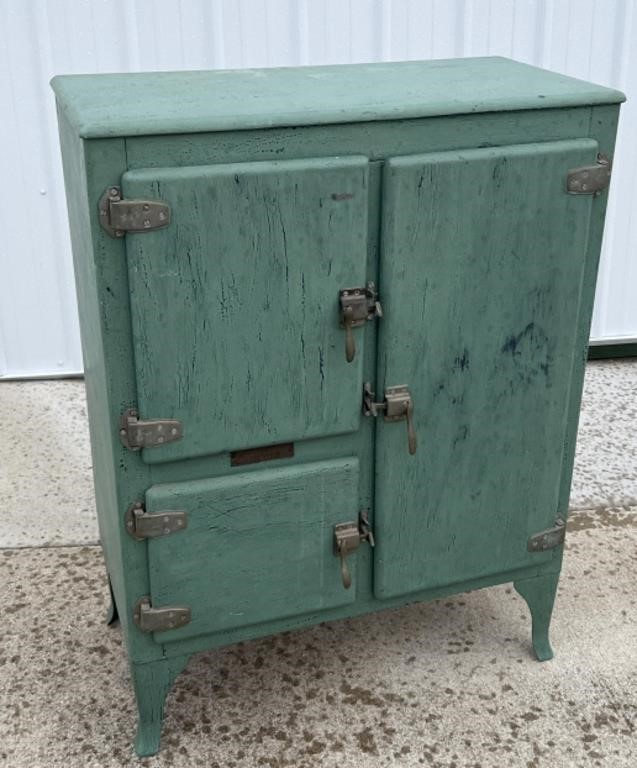 Painted Ice chest, "Capital Air-Cold" Brand
