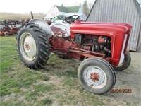641 FORD TRACTOR WITH POWER STEERING