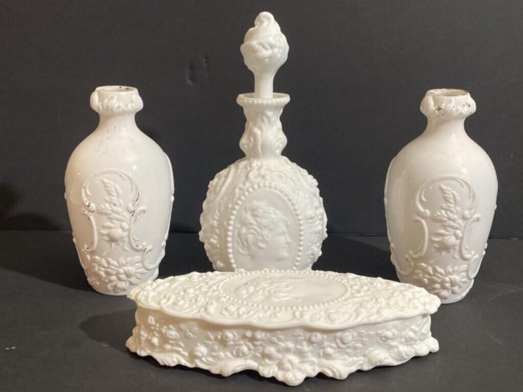 4 Pieces of Milk Glass to Include Jenny Lind