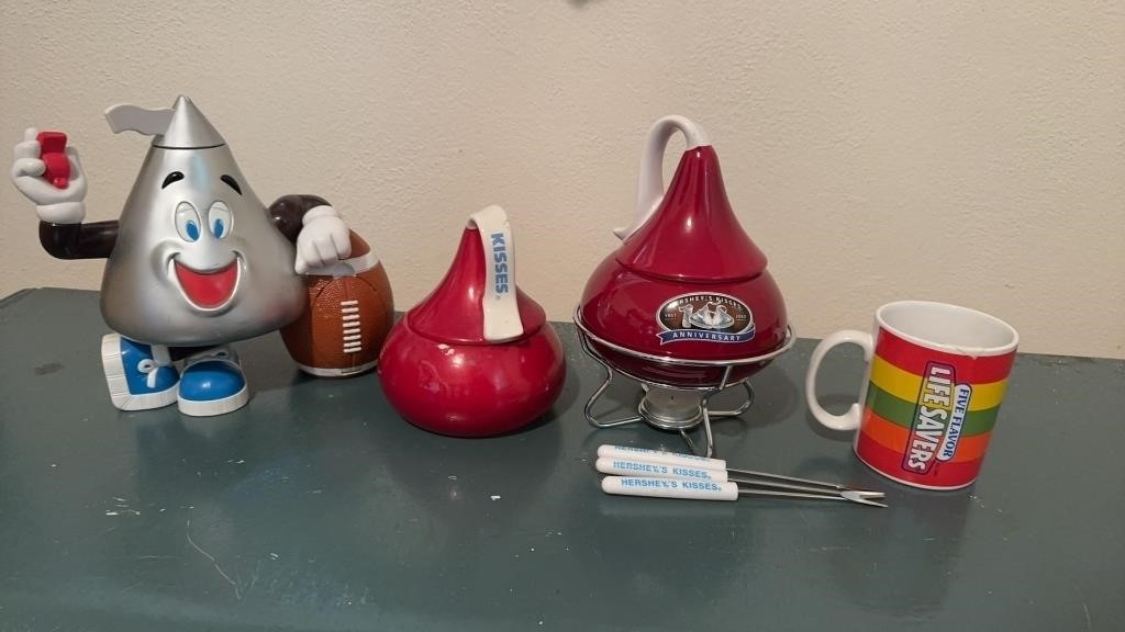 HERSHEY KISS DISPENSER, FONDUE SET & MORE