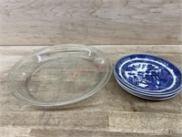 Pyrex pan & 4 small Johnson bros. Plates