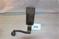 EDLUND INDUSTRIAL CAN OPENER