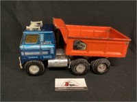 Ertl Transtar  Toy. Dump Truck