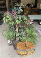 Baskets, Planter & Decorative Greenery