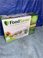 Unused FoodSaver vacuum sealing system