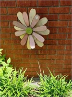 39" metal flower yard art