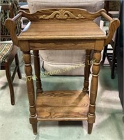 Wooden Oak Wash Table with decorative woodwork,