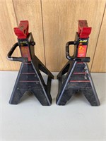 2 Jack Stands