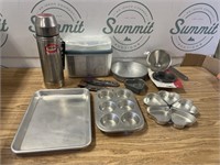 Baking pans, thermos and mixer kit