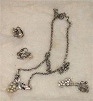 Vintage Jewelry Set w/Clip Earrings