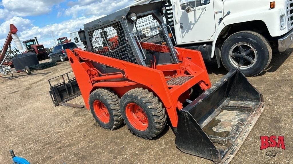 Thomas 705T133 Skid Steer