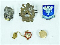 VTG FOREIGN MILITARY PINS & COLLAGE PIN
